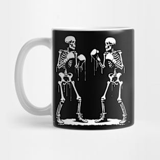 funny skeletons boxing Mug